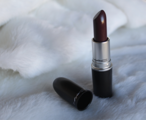 Batom Smoked Purple da MAC