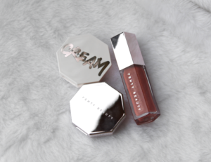 Kit Fenty Glow Trio da Fenty Beauty