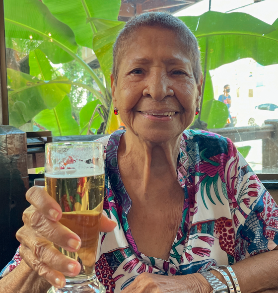 Porra, to cansada de perder pessoas